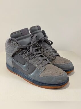 Nike Mens Dunk High-Top Sneaker size 10 Grey mixed material limited edition EUC